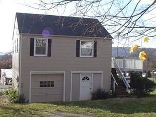 1st image of 35 Noell St