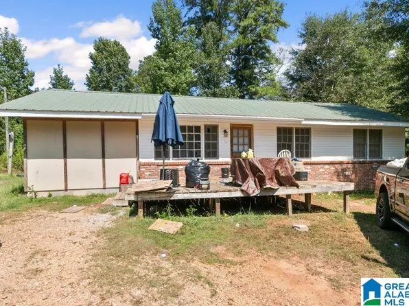 2219 8th Ave SW, Fayette, AL 35555