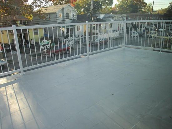 2nd image of 118-29 Marsden St ##1