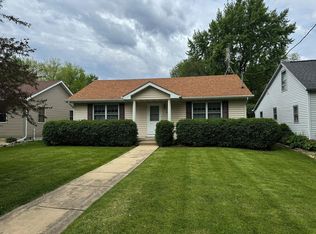 1035 S 5th St, Dekalb, IL 60115