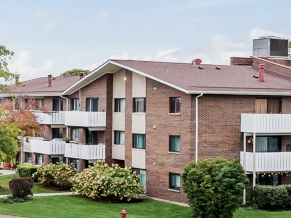 1000 Bayside Dr Unit 203, Palatine, IL 60074