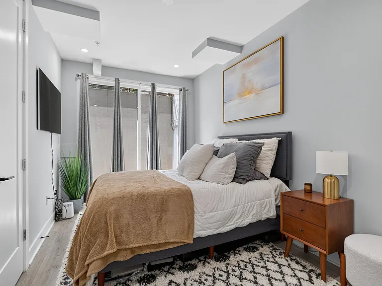 212 Varnum St NW #1 — Photo 9