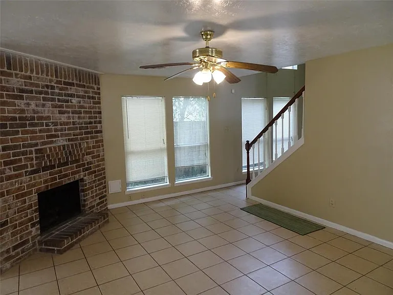 16350 San Mateo Dr — Photo 9