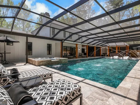 365 Cagle Rd, Roswell, GA 30075