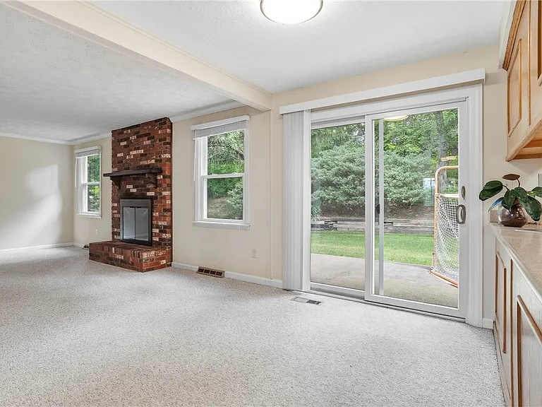 1519 Hastings Mill Rd — Photo 12