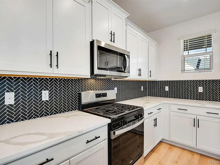 22224 E 6th Pl — Photo 8