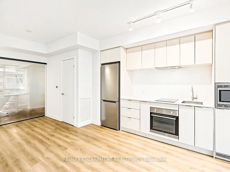 1 Jarvis St #719 — Photo 6