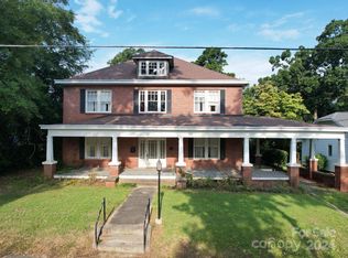 222 Leak Ave, Wadesboro, NC 28170