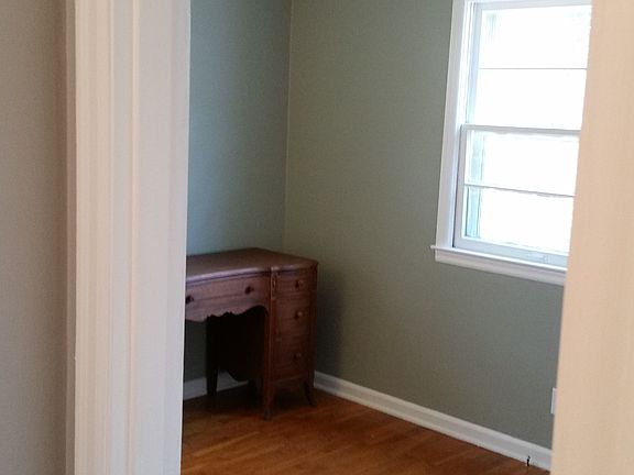 5th image of 406 Patton Ln