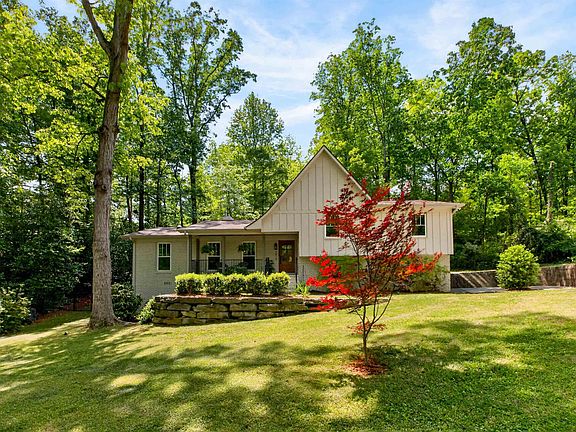 3rd image of 3616 Locksley Dr
