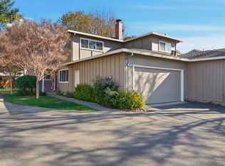 455 Lotus Ln, Mountain View, CA 94043