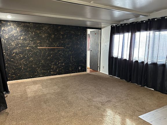 5th image of 2617 Topeka Dr