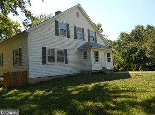4285 Ray Dr, La Plata, MD 20646