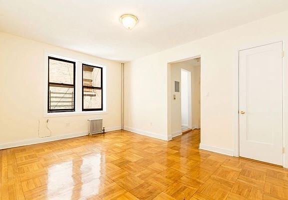 3rd image of 506 W 178th St APT 3A