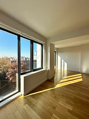 Rented by Artur Gutman, LREB | media 46