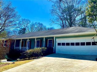 1623 Bent River Dr SW, Lilburn, GA 30047