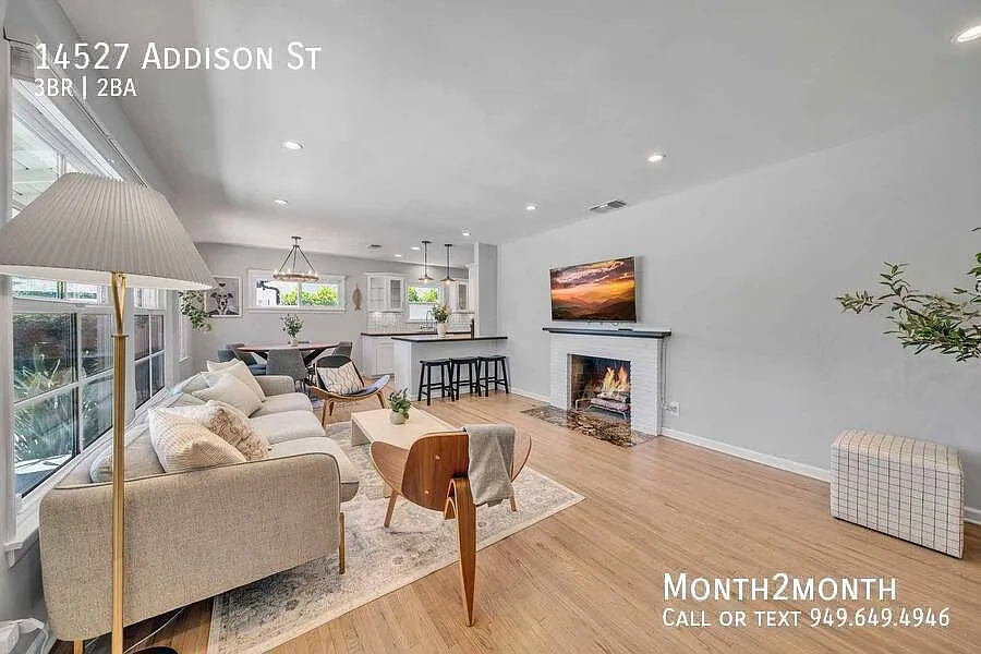 Modern Comfort on Addison St — Photo 3