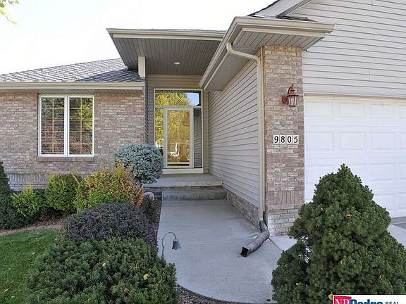 3rd image of 9805 S 175th Cir