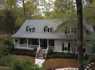 110 Marsh Dr, Beaufort, SC 29907