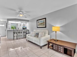 9855 Sandalfoot Blvd APT 320, Boca Raton, FL 33428