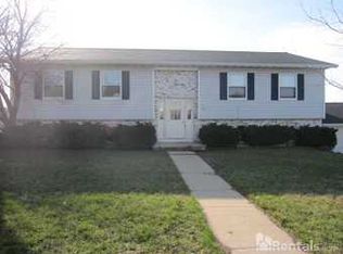 301 W Garfield St APT 3, Mount Horeb, WI 53572