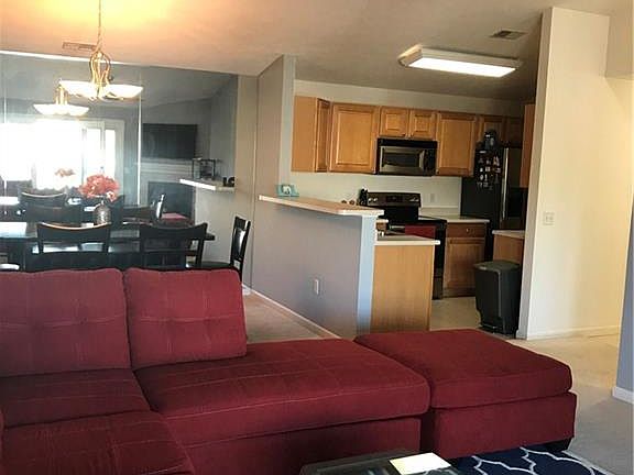 3rd image of 3091 Westminster Dr