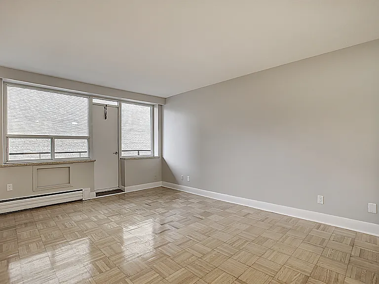 90 Jameson Ave — Photo 7