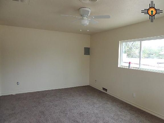 2nd image of 508 W Lea St