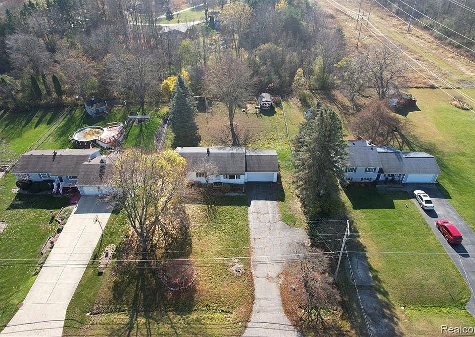 4166 Gregor St, Mount Morris, MI 48458 Zillow