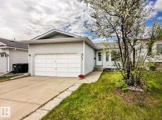 576 Rainbow Cres, Strathcona County, AB T8A5N6