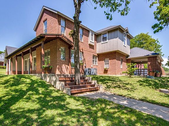 3rd image of 13328 Thornton Dr
