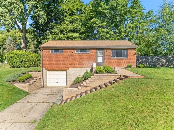 3417 E Stag Dr, Gibsonia, PA 15044