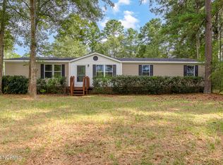 461 Luther Banks Rd, Richlands, NC 28574