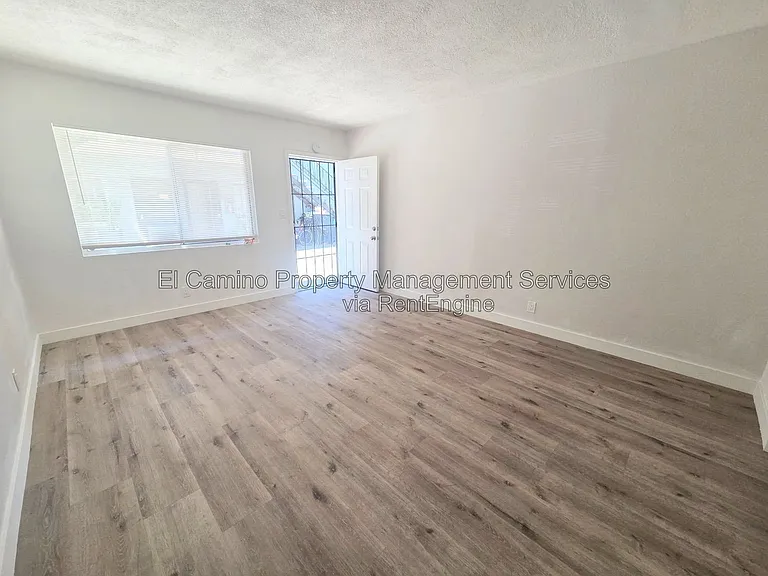 7722 Walker Ave #B — Photo 3