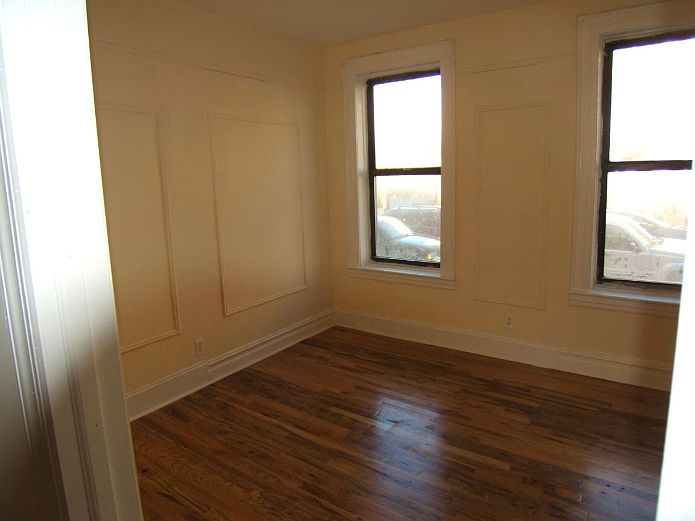 2nd image of 226 54th St APT 1F