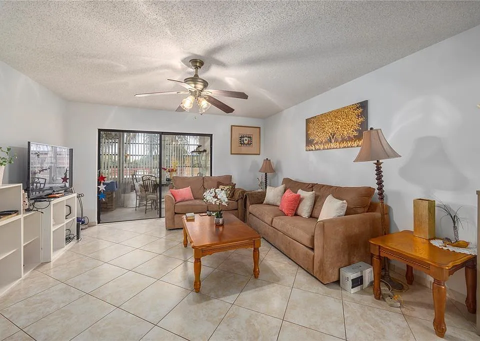 3990 NW 42nd Ave #311