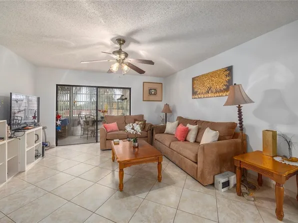 3990 NW 42nd Avenue #311, Lauderdale Lakes, FL 33319