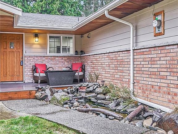 4th image of 22731 26th Ave S