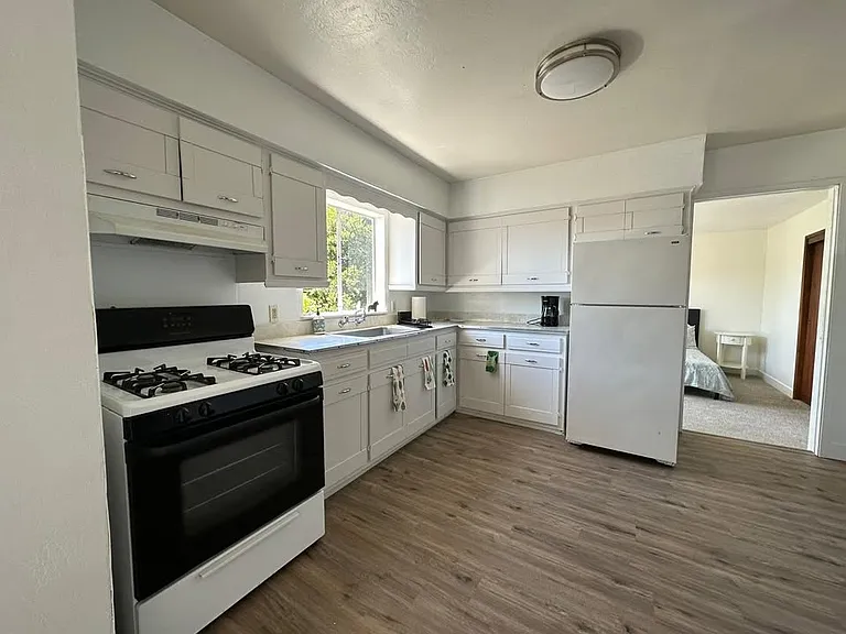 1619 Ashby Ave #3 — Photo 3