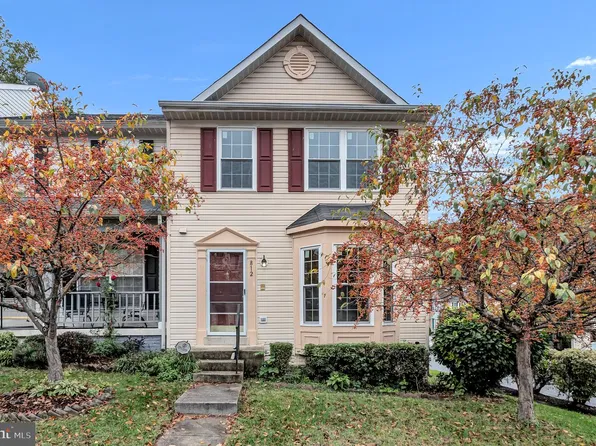 812 Vauxhall Rd, Landover, MD 20785
