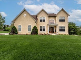4415 Crosswinds Dr, Easton, PA 18045