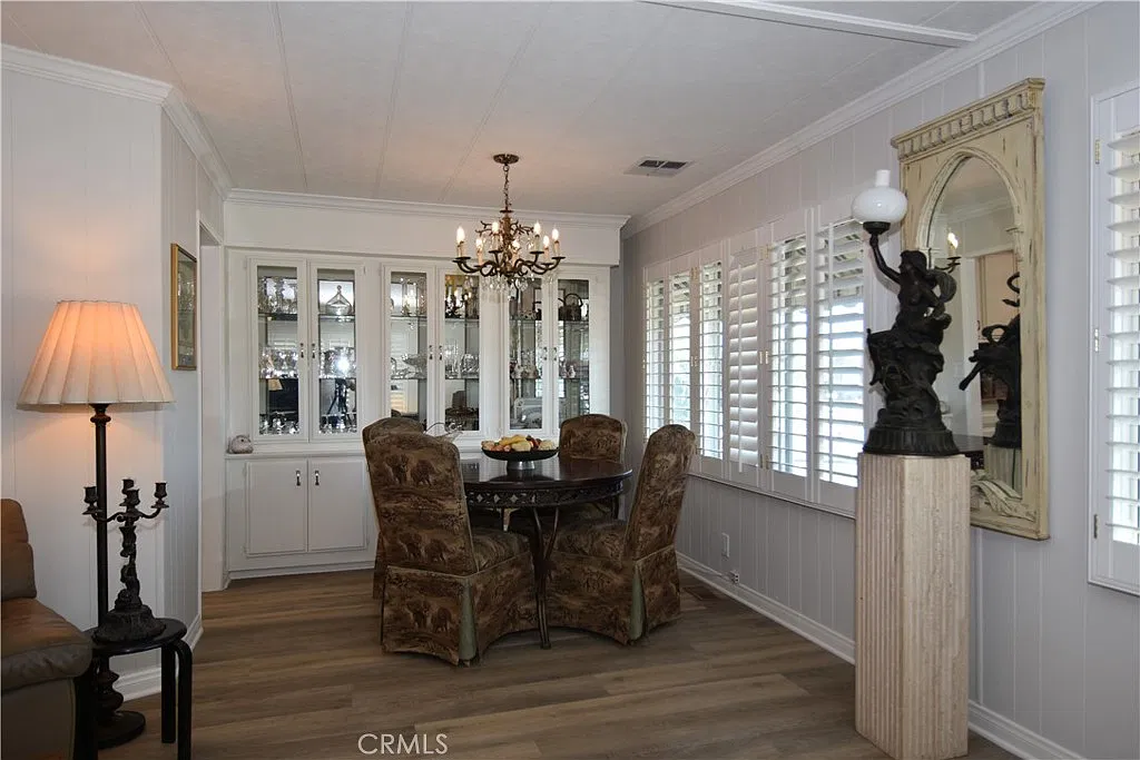 2 bed, 1464 sqft, $2,700 — Photo 4