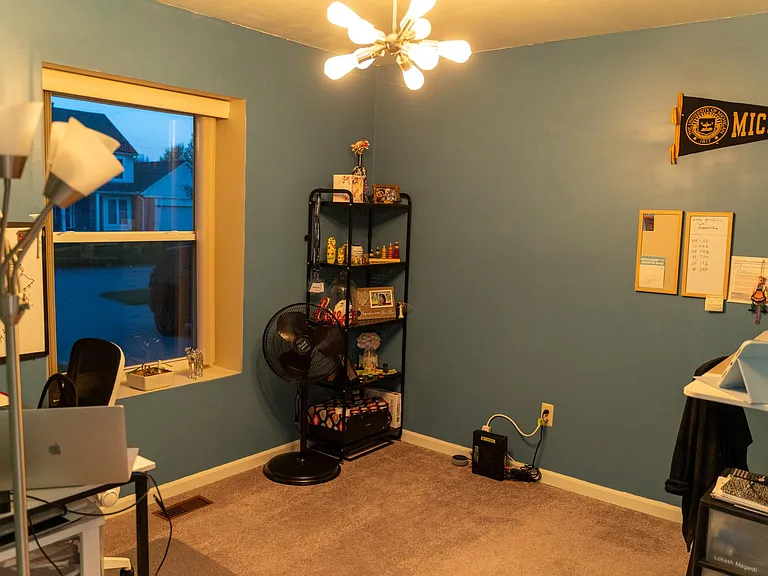 1825 Latimer Dr — Photo 48