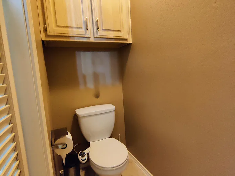 6732 Coach House Ln — Photo 17