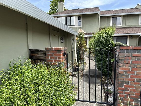 2nd image of 7610 Arbor Creek Cir