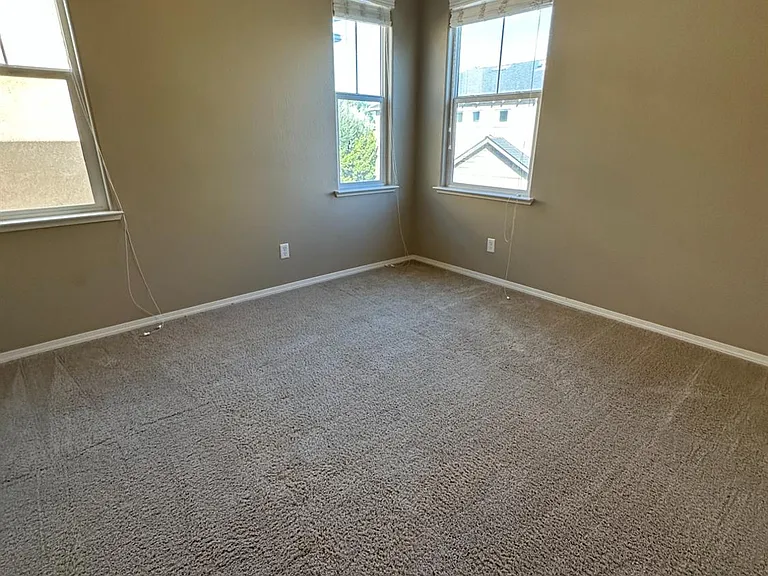 1732 N Dutch Ave — Photo 28