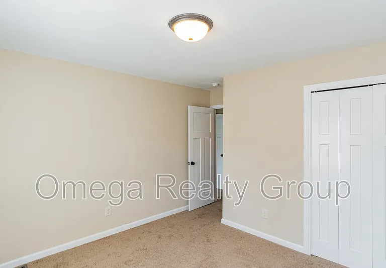 704 Cahaba Manor Dr — Photo 18
