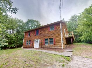 370 Quaker Ridge Rd, Greene, ME 04236