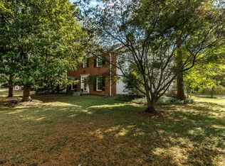 225 N Chadwick Rd, Louisville, KY 40223