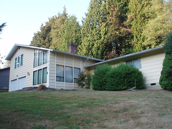 2nd image of 702 N 23rd Ave